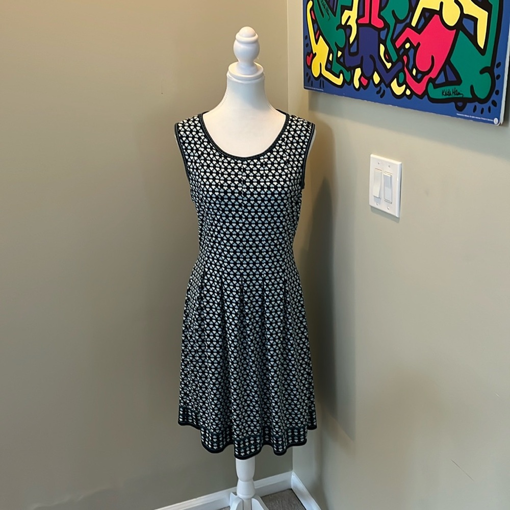Max Studio mid length dress M